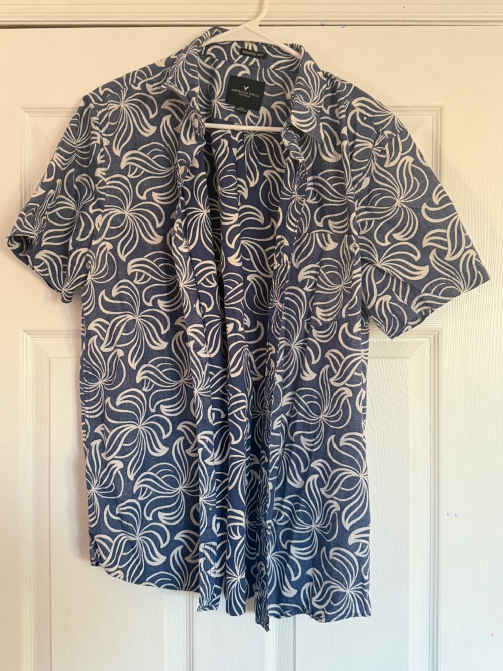 American Eagle Outfitters Navy Short-Sleeve Floral Button-Down Shirt